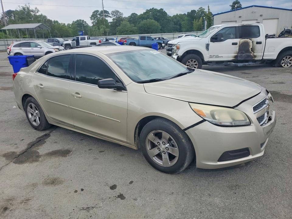 Photo 4 from auction – 2013 CHEVROLET MALIBU with VIN 1G11B5SA1DF313782