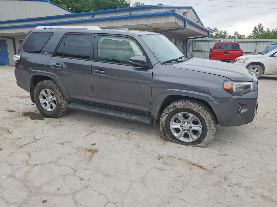 Photo 4 from auction – 2017 TOYOTA 4RUNNER with VIN JTEBU5JR6H5415339