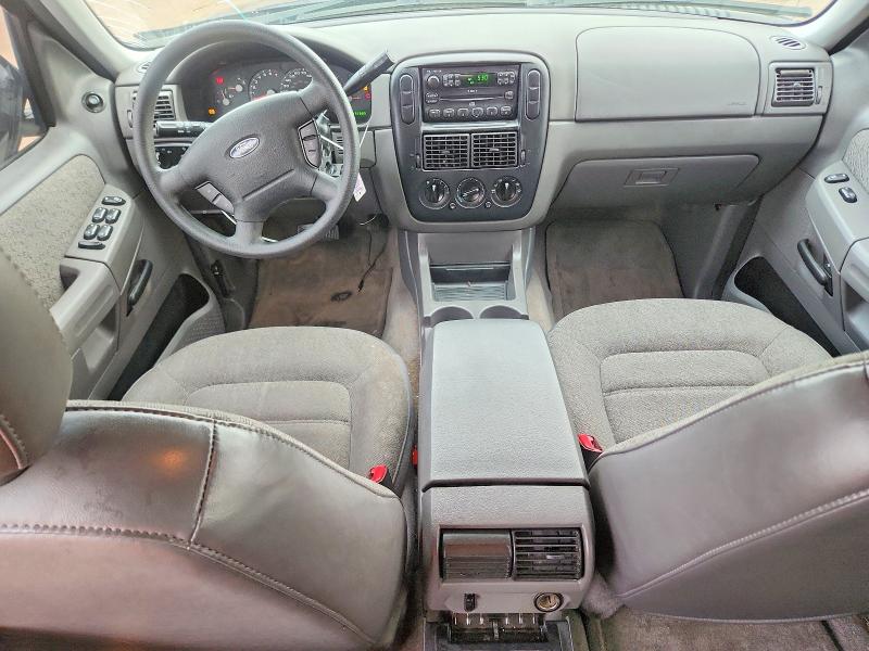 Photo 8 from auction – 2004 FORD EXPLORER with VIN 1FMZU62K54ZA57398