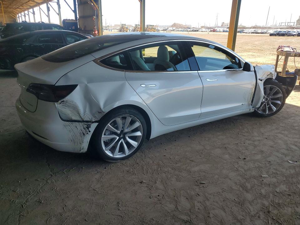 Photo 3 from auction – 2018 TESLA MODEL 3 with VIN 5YJ3E1EB0JF101248