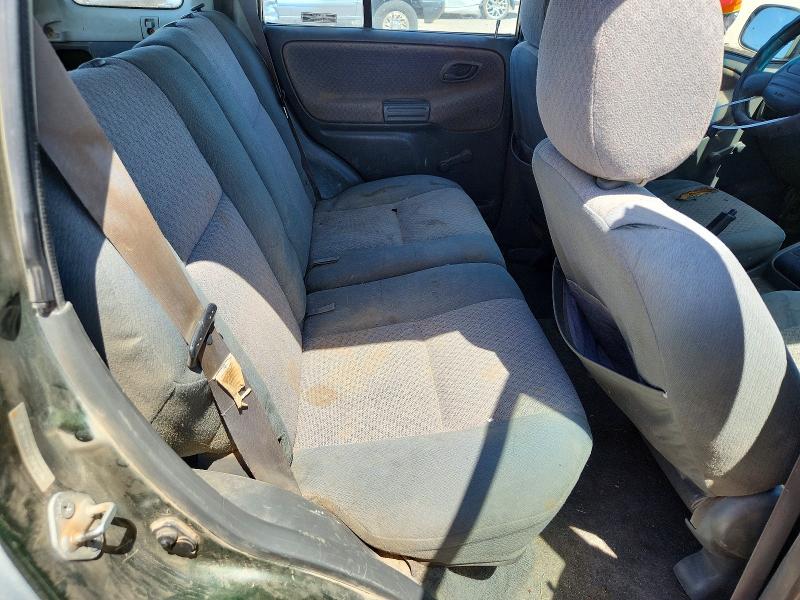 Photo 10 from auction – 2000 CHEVROLET TRACKER with VIN 2CNBE13C1Y6912768