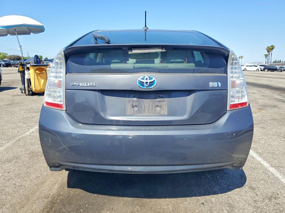 Photo 6 from auction – 2011 TOYOTA PRIUS with VIN JTDKN3DU0B1375389