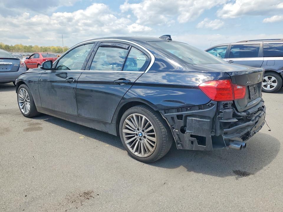 Zdjęcie 2 z aukcji – 2015 BMW 328 z VIN WBA3B5G55FNS19860