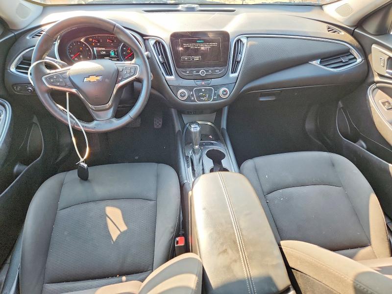 Photo 8 from auction – 2018 CHEVROLET MALIBU with VIN 1G1ZD5ST5JF145431