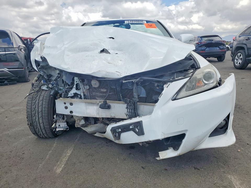 Photo 5 from auction – 2014 LEXUS IS with VIN JTHFE2C2XE2510497