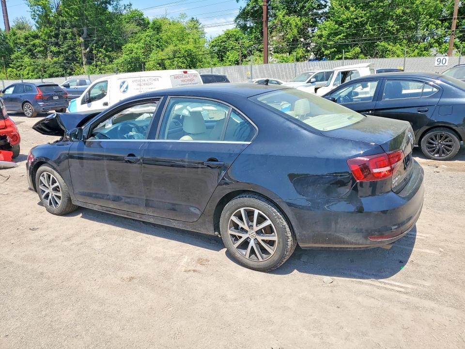 Photo 2 from auction – 2017 VOLKSWAGEN JETTA with VIN 3VWDB7AJ3HM250964