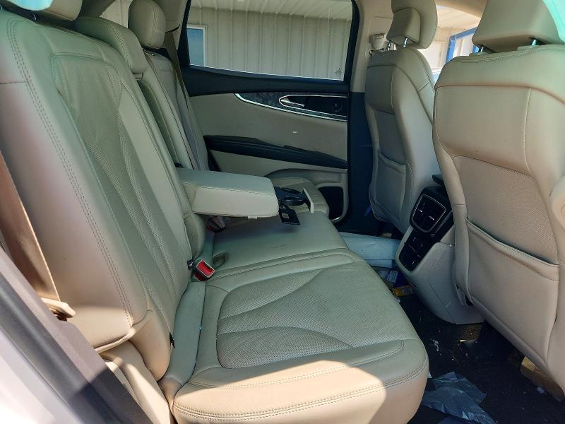 Photo 11 from auction – 2016 LINCOLN MKX with VIN 2LMTJ6LR1GBL40693