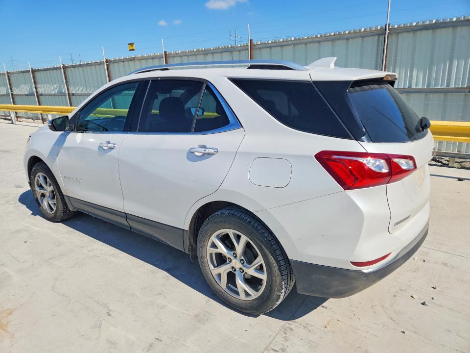 Photo 2 from auction – 2018 CHEVROLET EQUINOX with VIN 2GNAXMEV1J6328099