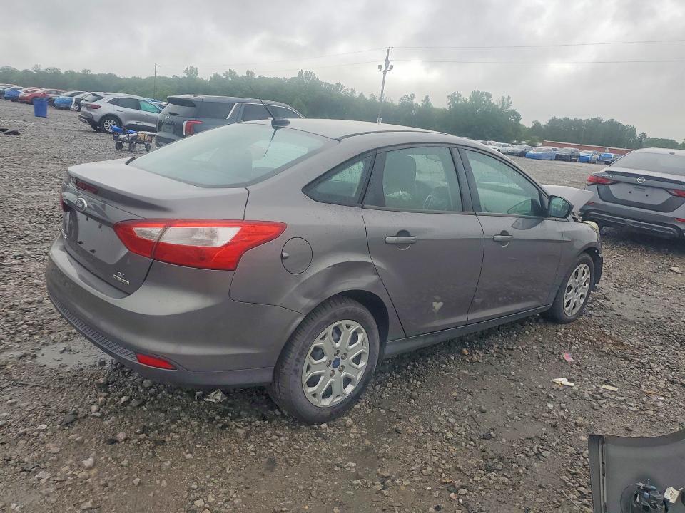 Photo 3 from auction – 2012 FORD FOCUS with VIN 1FAHP3F23CL384728