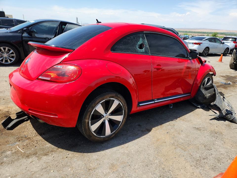 Photo 3 from auction – 2013 VOLKSWAGEN BEETLE with VIN 3VWV67AT4DM646132