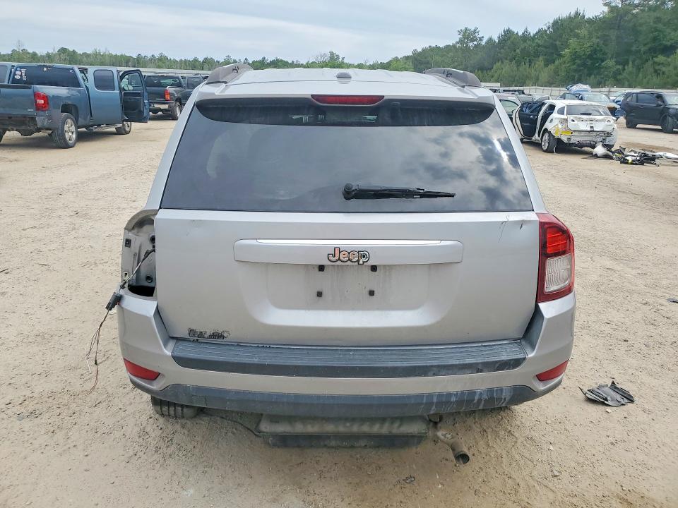 Photo 6 from auction – 2016 JEEP COMPASS with VIN 1C4NJCBA0GD743545