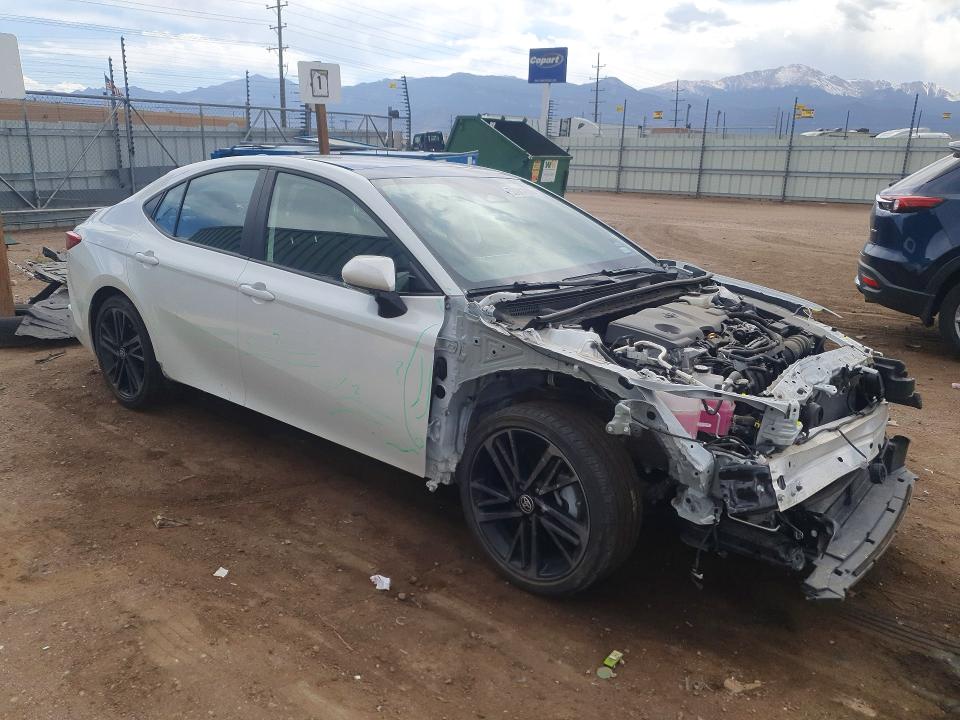 Photo 4 from auction – 2025 TOYOTA CAMRY with VIN 4T1DAACK0SU015896