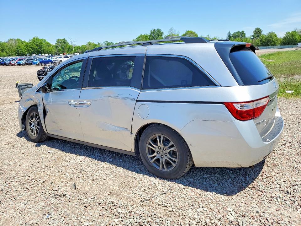 Снимка 2 от търг – 2011 HONDA ODYSSEY с VIN 5FNRL5H61BB028043