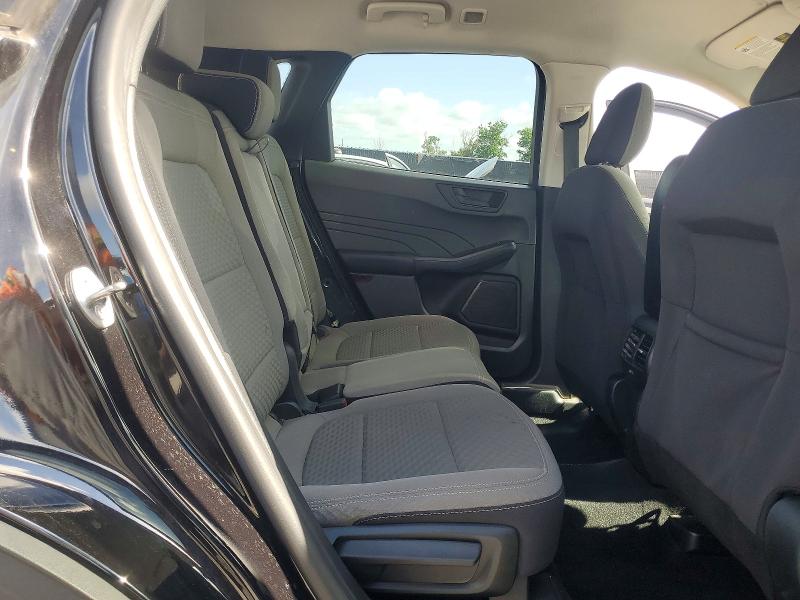 Photo 11 from auction – 2022 FORD ESCAPE with VIN 1FMCU9G68NUB25243