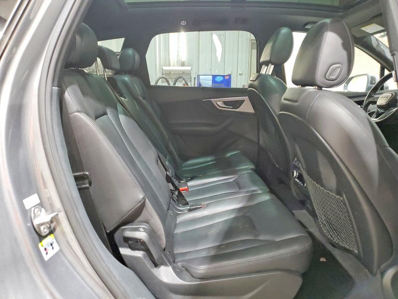 Photo 11 from auction – 2018 AUDI Q7 with VIN WA1LHAF71JD023890