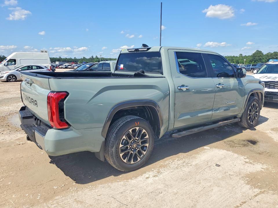 Photo 3 from auction – 2026 TOYOTA TUNDRA with VIN 5TFJA5DB8TX409854