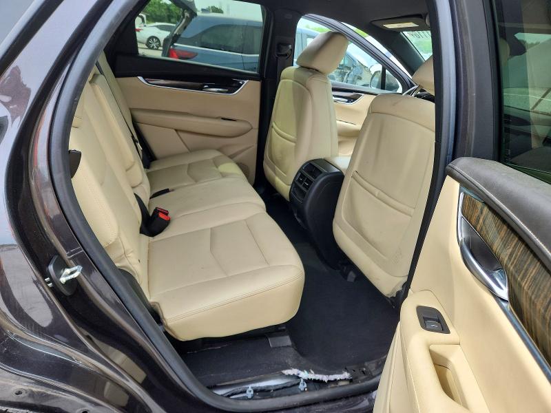 Photo 11 from auction – 2017 CADILLAC XT5 with VIN 1GYKNARS1HZ242818