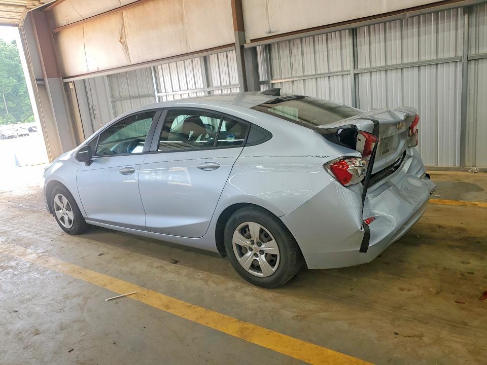 Photo 2 from auction – 2017 CHEVROLET CRUZE with VIN 1G1BC5SM7H7128728