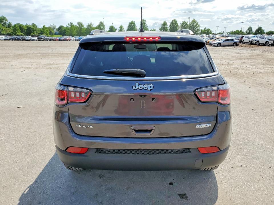 Photo 6 from auction – 2019 JEEP COMPASS with VIN 3C4NJDBB2KT654111
