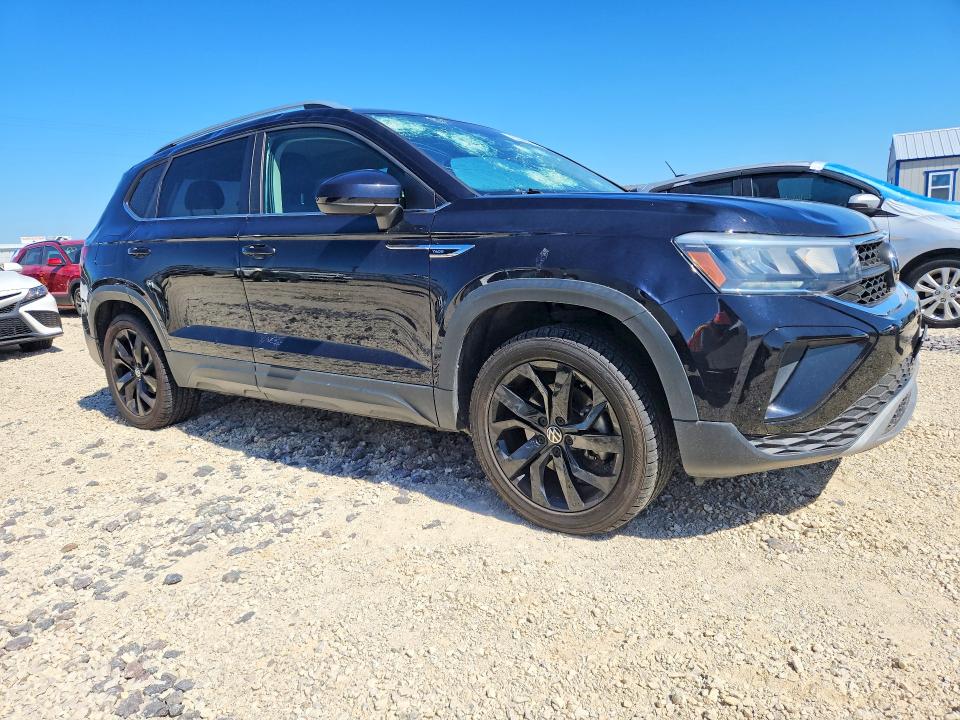 Photo 4 from auction – 2022 VOLKSWAGEN TAOS with VIN 3VVPX7B26NM010782
