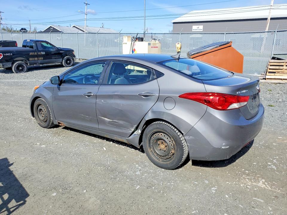 Photo 2 from auction – 2012 HYUNDAI ELANTRA with VIN 5NPDH4AE9CH130572