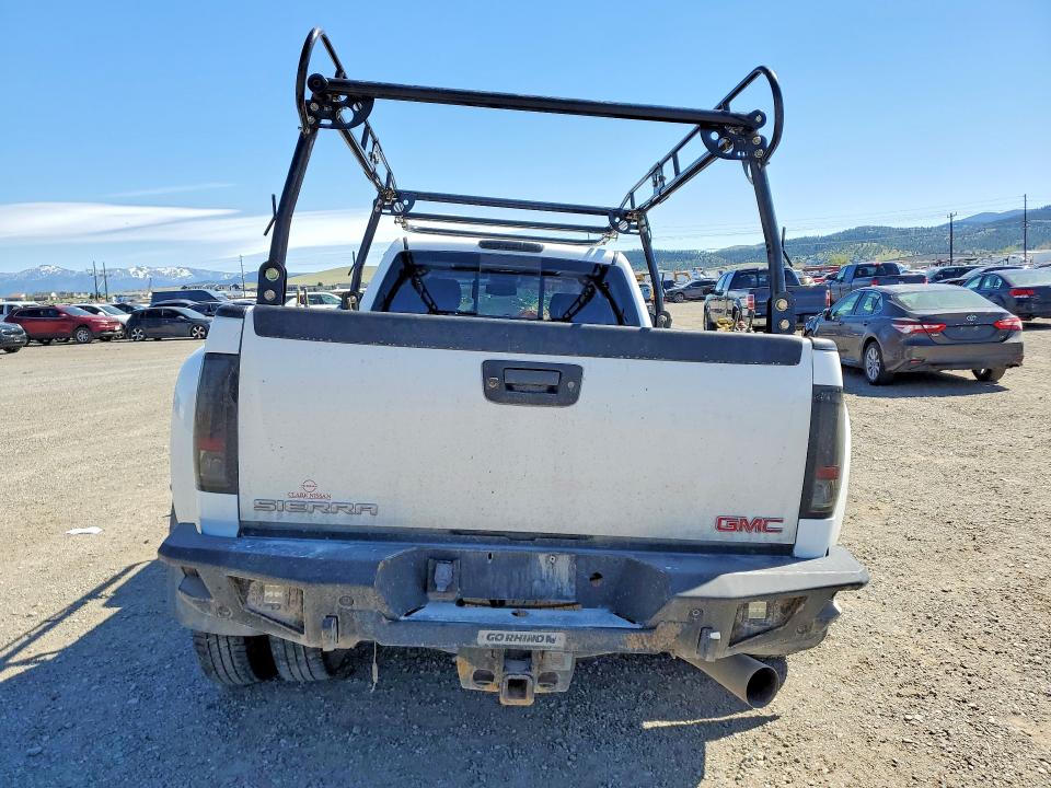 Photo 6 from auction – 2011 GMC SIERRA with VIN 1GT426C85BF150251