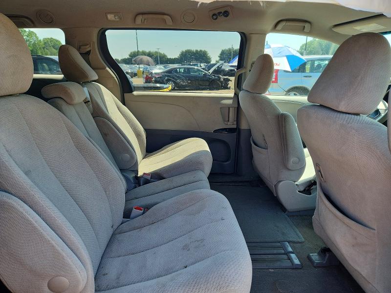 Photo 11 from auction – 2012 TOYOTA SIENNA with VIN 5TDKA3DC1CS015491