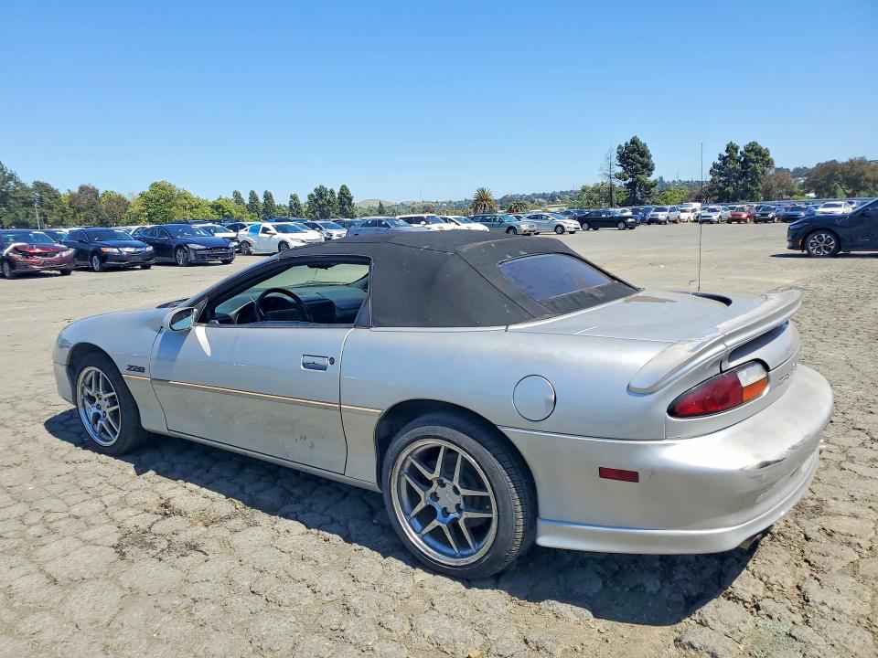 Photo 2 from auction – 1998 CHEVROLET CAMARO with VIN 2G1FP32G7W2115390