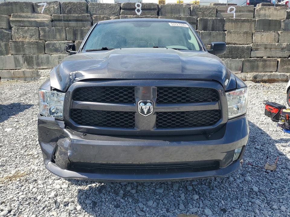 Photo 5 from auction – 2018 RAM 1500 with VIN 3C6RR7KT4JG122975