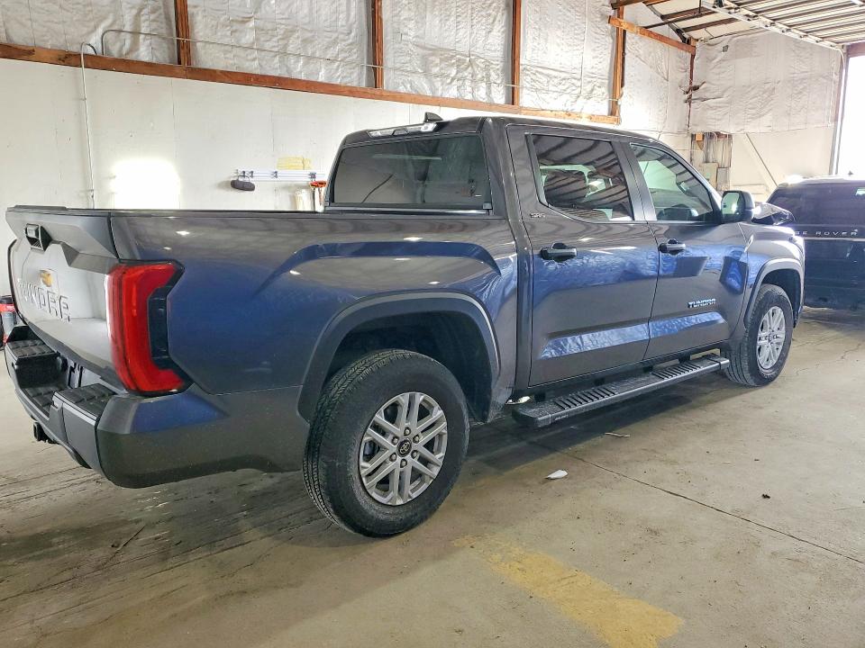 Photo 3 from auction – 2026 TOYOTA TUNDRA with VIN 5TFLA5DB7TX336579