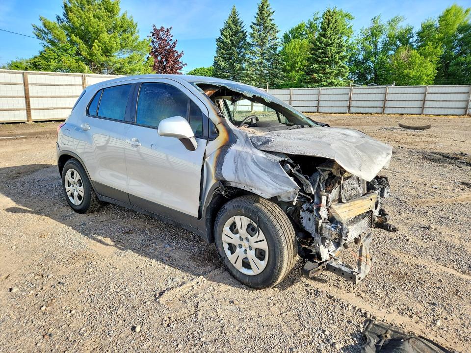 Photo 4 from auction – 2018 CHEVROLET TRAX with VIN 3GNCJKSB1JL243218
