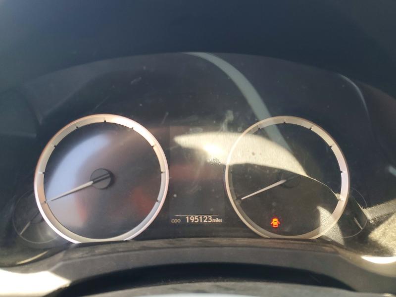 Photo 9 from auction – 2014 LEXUS IS with VIN JTHBF1D22E5031381