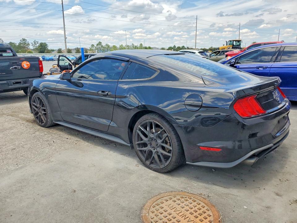 Photo 2 from auction – 2018 FORD MUSTANG with VIN 1FA6P8TH6J5105626