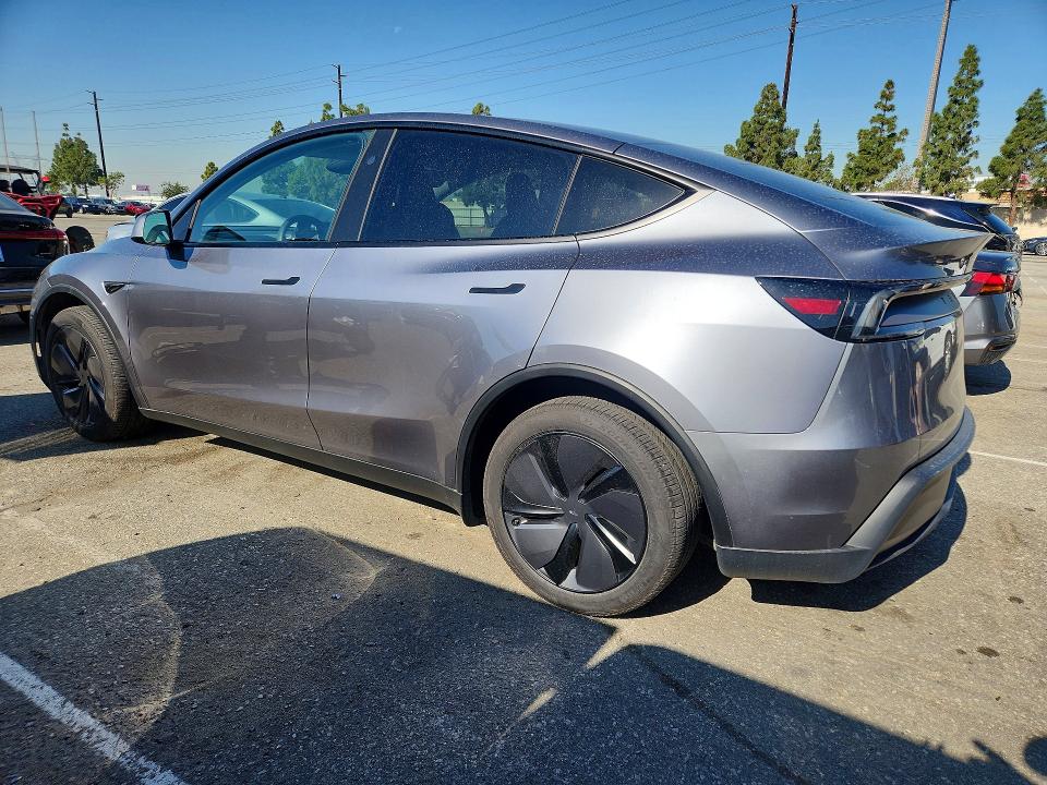 Photo 2 from auction – 2026 TESLA MODEL Y with VIN 7SAYGDED6TA430588