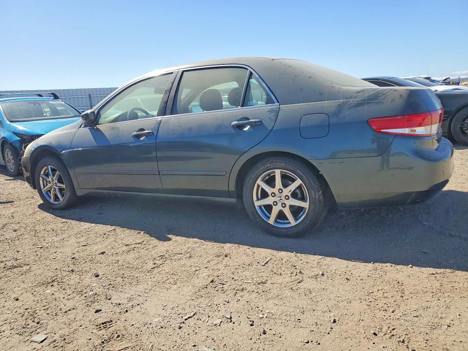 Photo 2 from auction – 2004 HONDA ACCORD with VIN JHMCM56654C036828