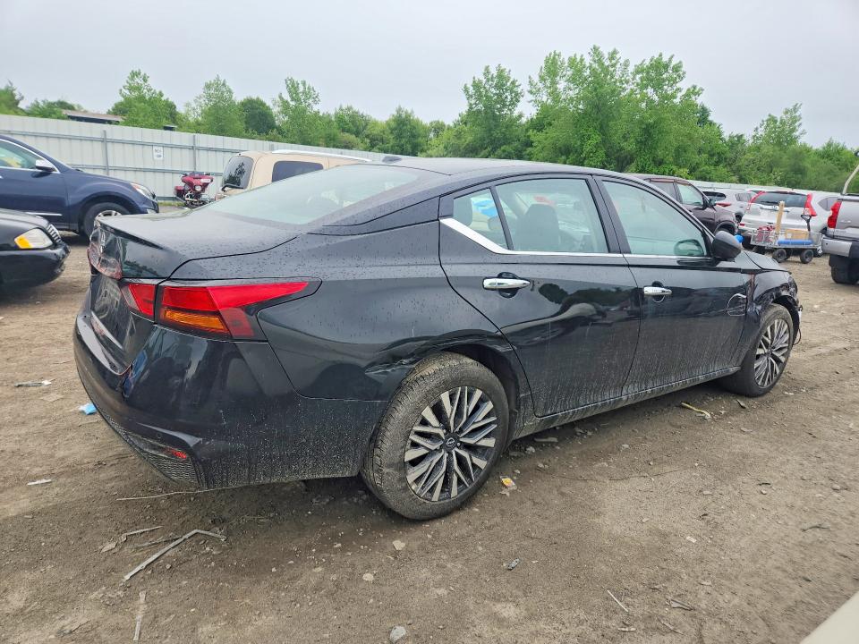 Photo 3 from auction – 2025 NISSAN ALTIMA with VIN 1N4BL4DV4SN385376