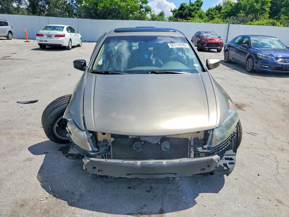 Снимка 5 от търг – 2010 HONDA ACCORD с VIN 1HGCP2F80AA087638