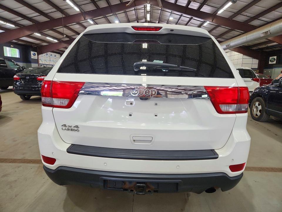 Photo 6 from auction – 2012 JEEP GRAND CHEROKEE with VIN 1C4RJFAG7CC220211
