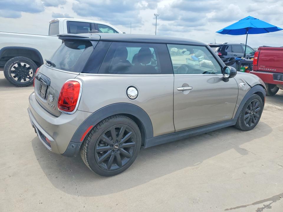 Photo 3 from auction – 2019 MINI COOPER with VIN WMWXP7C55K2A51849