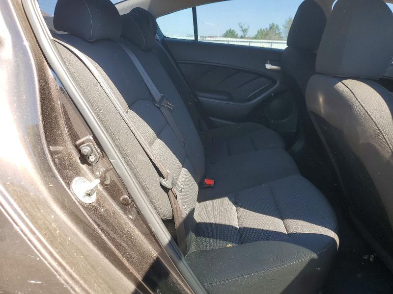 Zdjęcie 10 z aukcji – 2017 KIA FORTE z VIN 3KPFK4A73HE013562