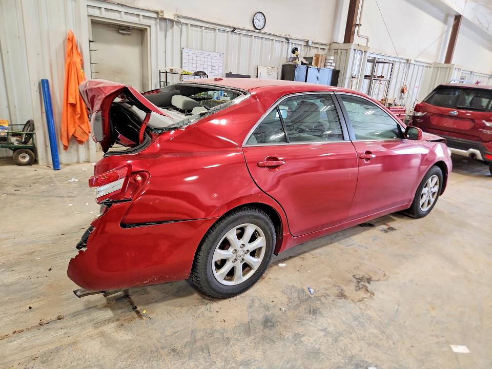 Photo 3 from auction – 2011 TOYOTA CAMRY SOLARA with VIN 4T4BF3EK0BR144079