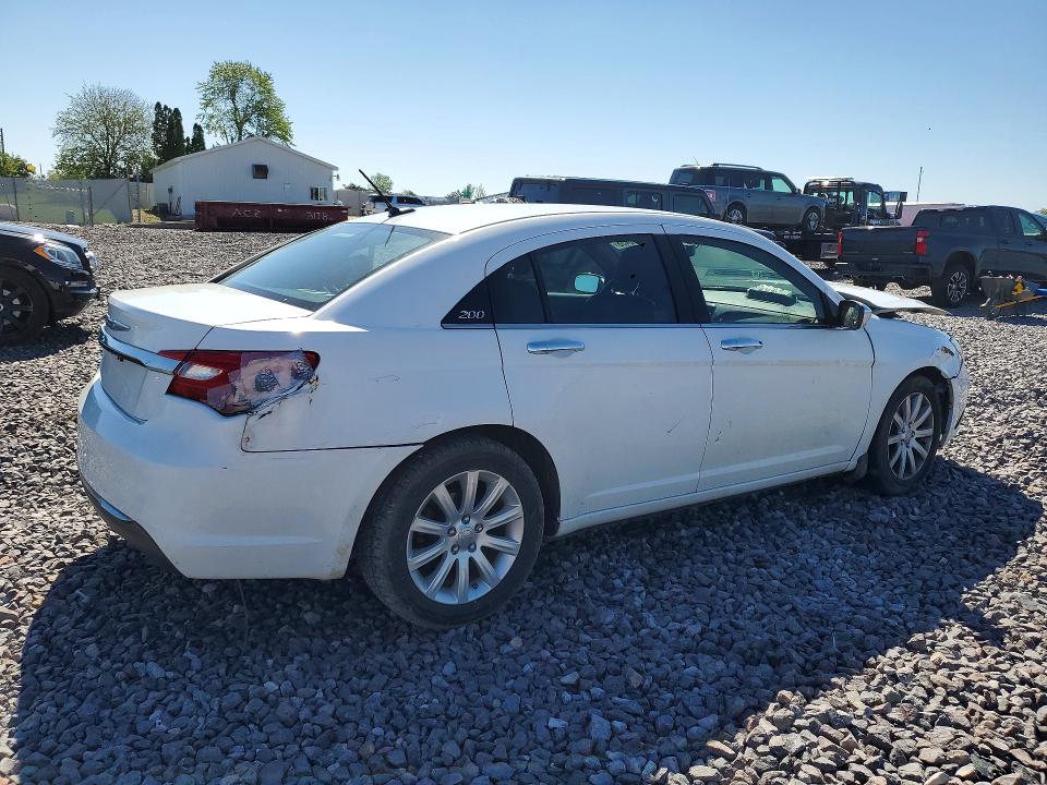 Photo 3 from auction – 2013 CHRYSLER 200 with VIN 1C3CCBCG3DN527455