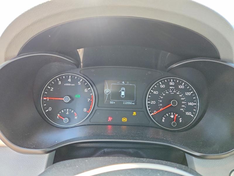 Photo 9 from auction – 2016 KIA OPTIMA with VIN 5XXGU4L39GG078138