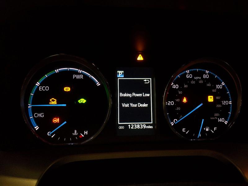 Photo 9 from auction – 2016 TOYOTA RAV4 HV with VIN JTMRJREV0GD024928