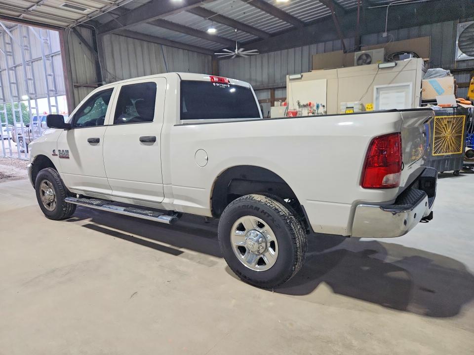 صورة رقم 2 من المزاد - 2018 RAM 2500 مع VIN 3C6UR5CL6JG367774