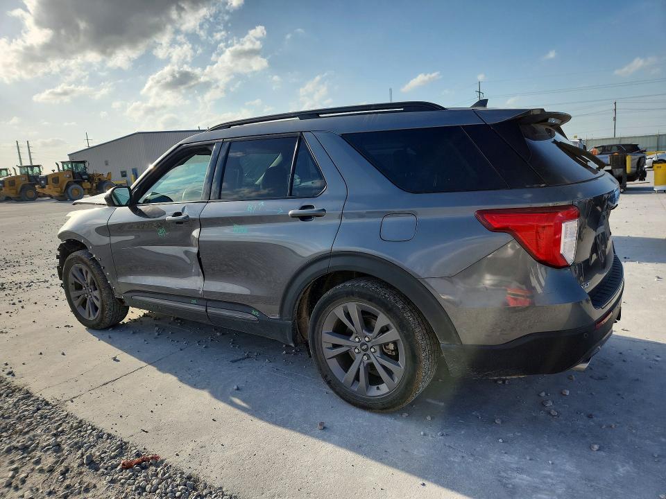 Photo 2 from auction – 2023 FORD EXPLORER with VIN 1FMSK7DH3PGB33666