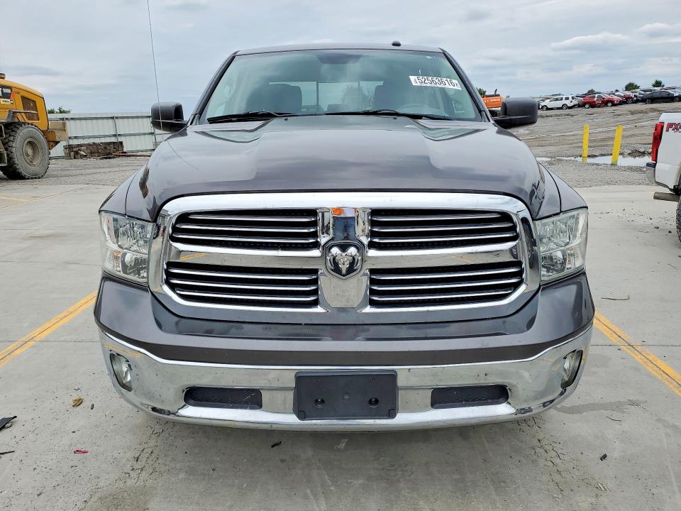 Photo 5 from auction – 2015 RAM 1500 with VIN 3C6RR7LT8FG680575