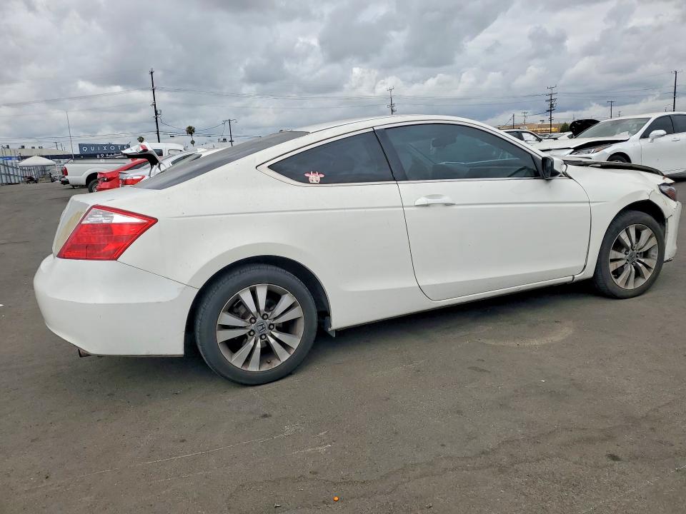 Photo 3 from auction – 2009 HONDA ACCORD with VIN 1HGCS12399A003492