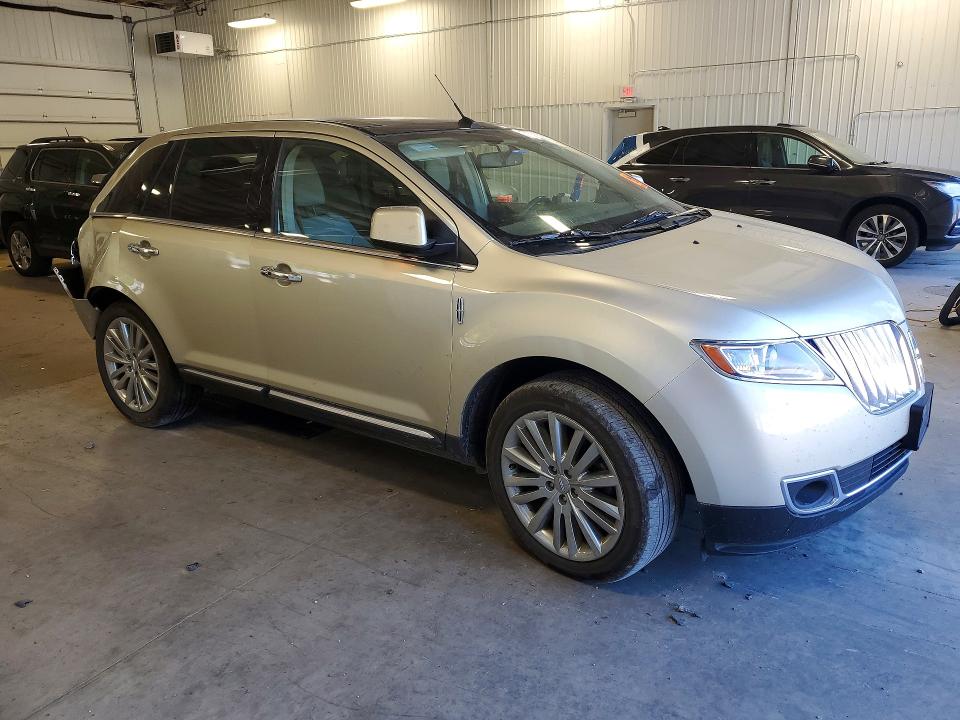 Photo 4 from auction – 2011 LINCOLN MKX with VIN 2LMDJ6JK9BBJ09317