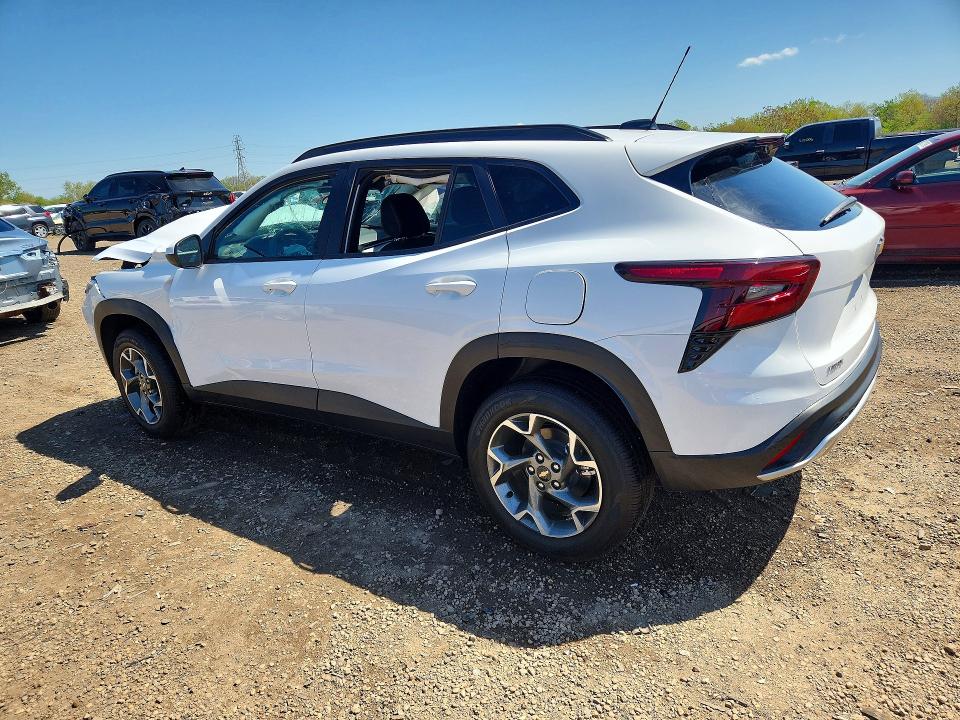 Photo 2 from auction – 2026 CHEVROLET TRAX with VIN KL77LHEPXTC107132